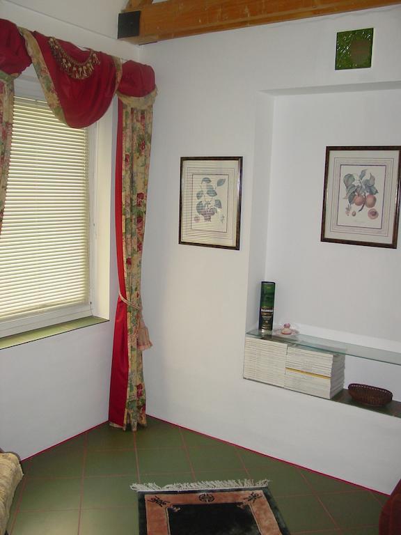 Excellent Location Apartment Bratislava Ruang foto