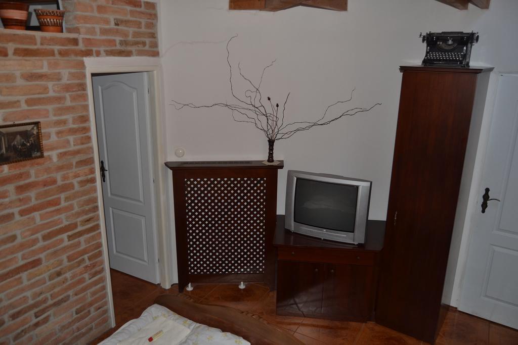Excellent Location Apartment Bratislava Bagian luar foto
